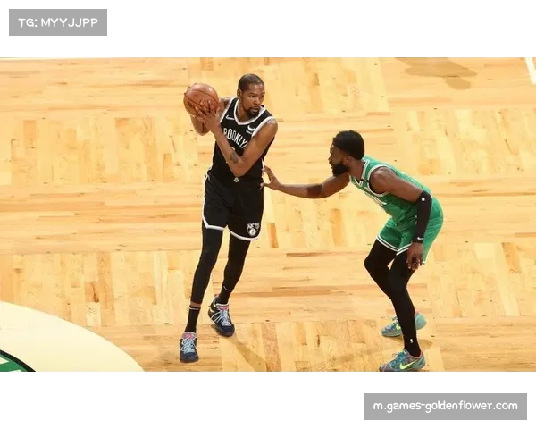 科沃德完美投篮夜引发战术调整与球队新布局思考